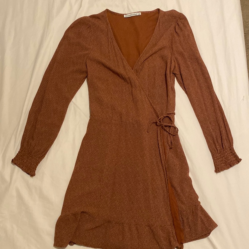 Abercrombie & Fitch Brown Long-Sleeve Tie Dress | Size L